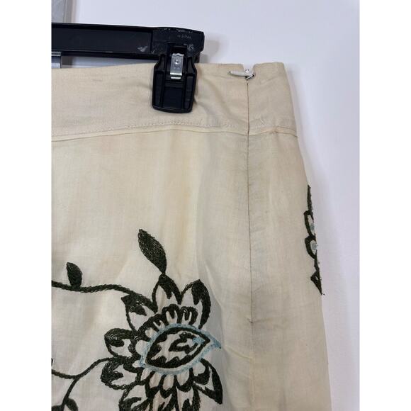Ann Taylor Floral Embroidered Skirt 6 Lined A-Line Cotton Cottage Boho Modest B3 - Picture 2 of 5